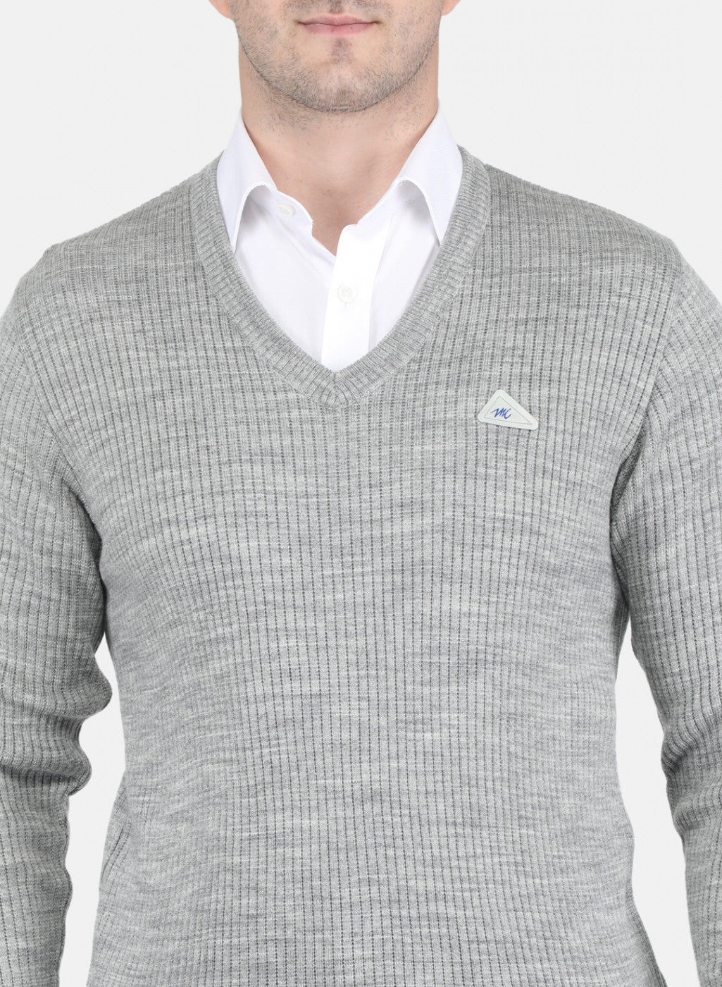 Men Grey Solid Pullover