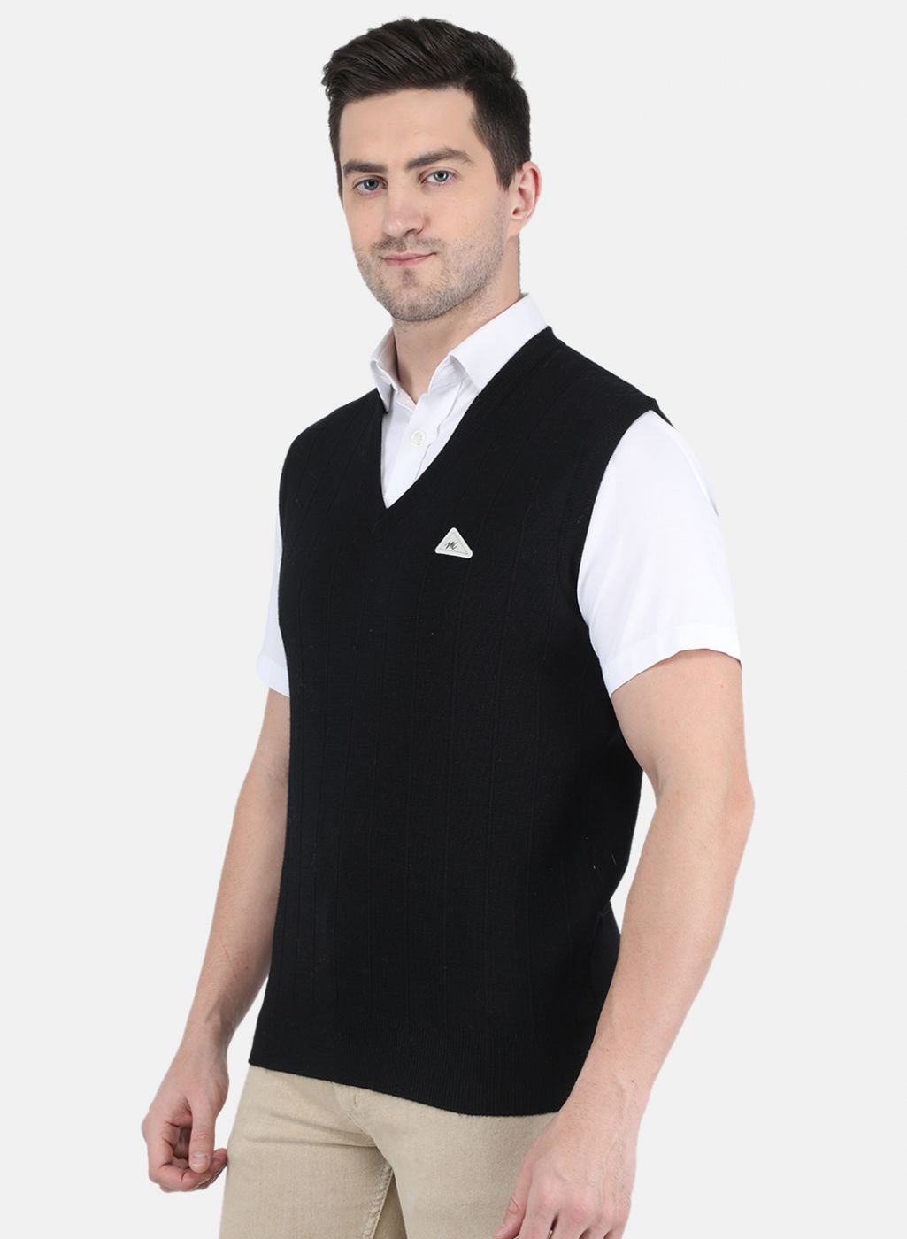 Men Black Solid Sweater