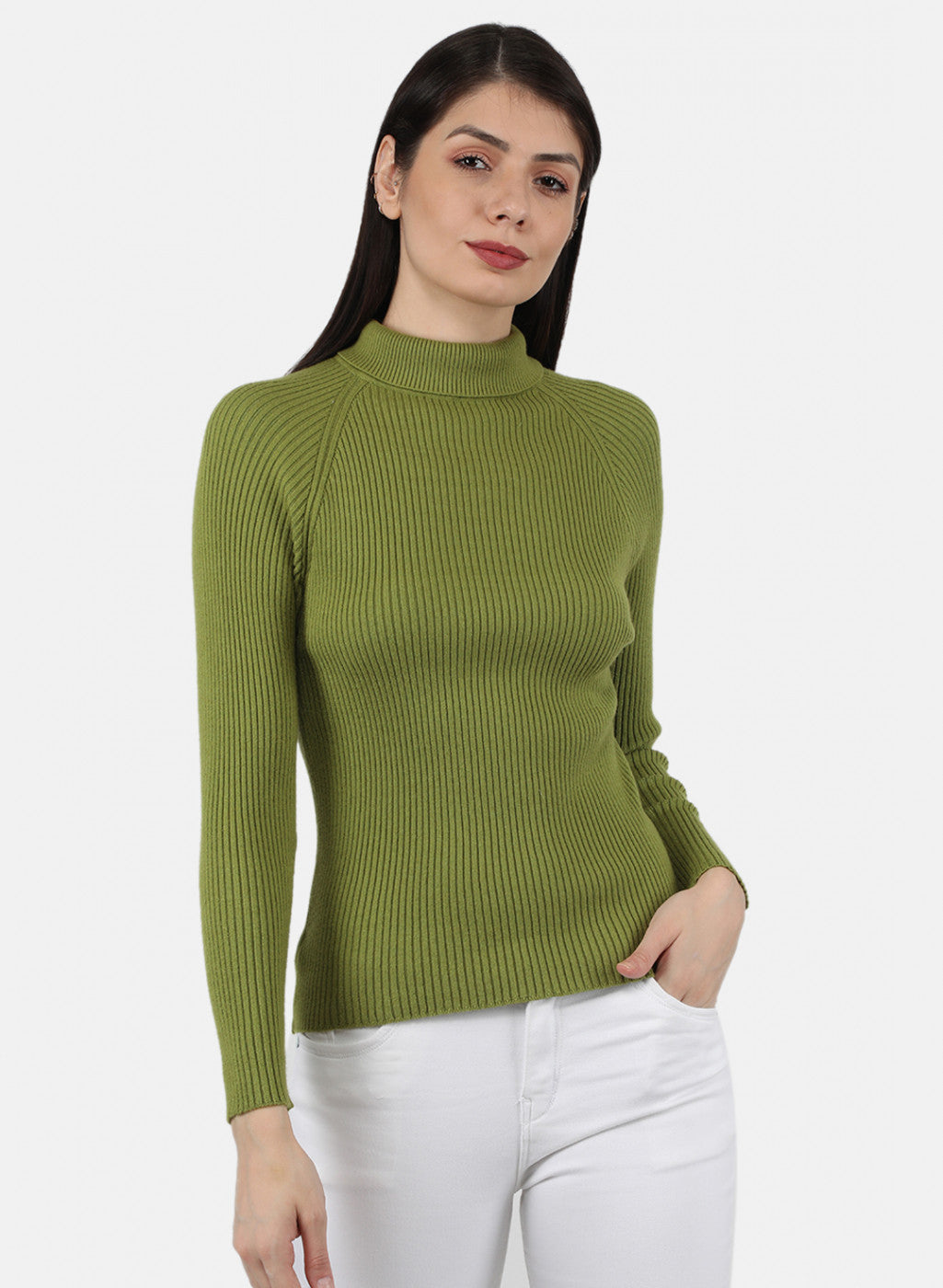 Women Green Solid Sceavy Top
