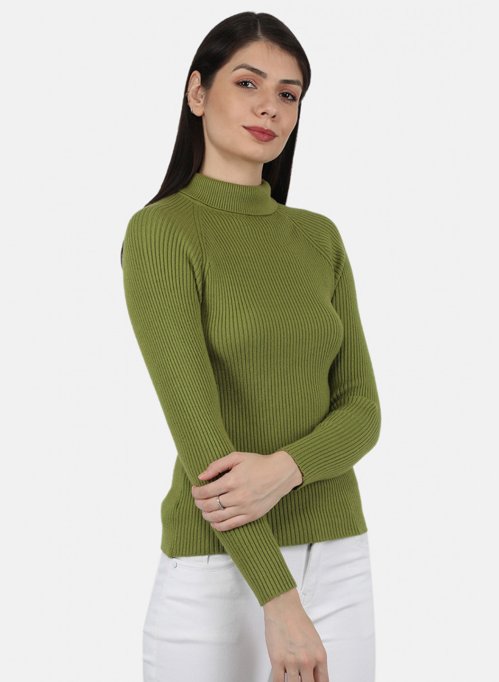 Women Green Solid Sceavy Top