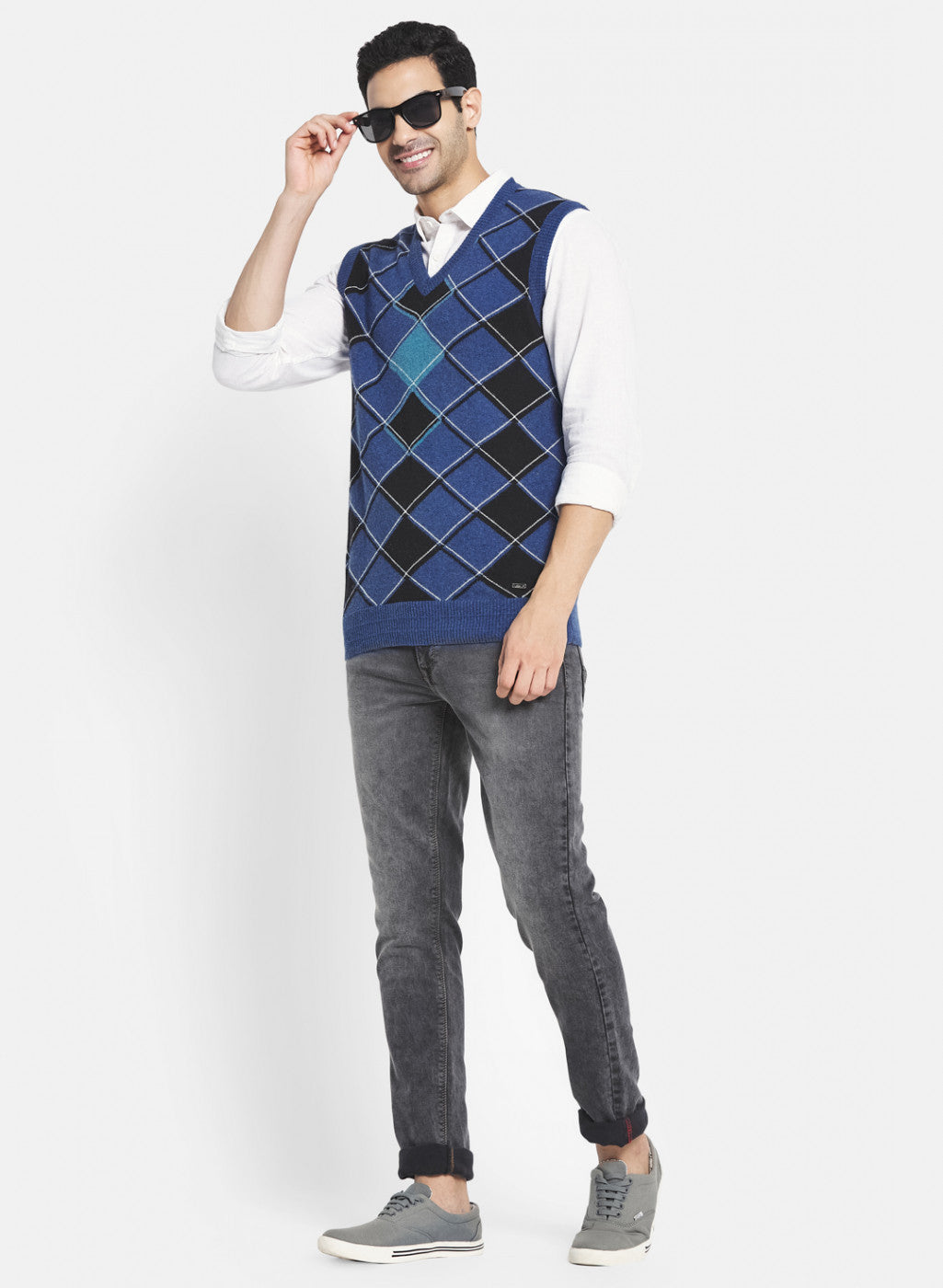 Men Blue Printed Sweater