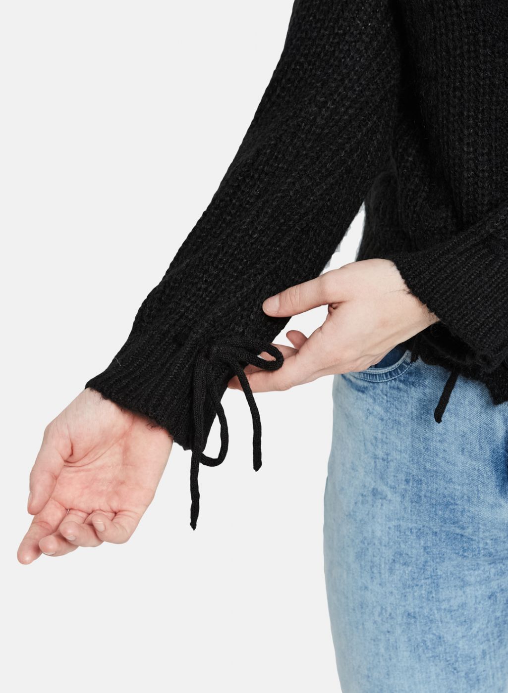 Women Black Self Design Cardigan