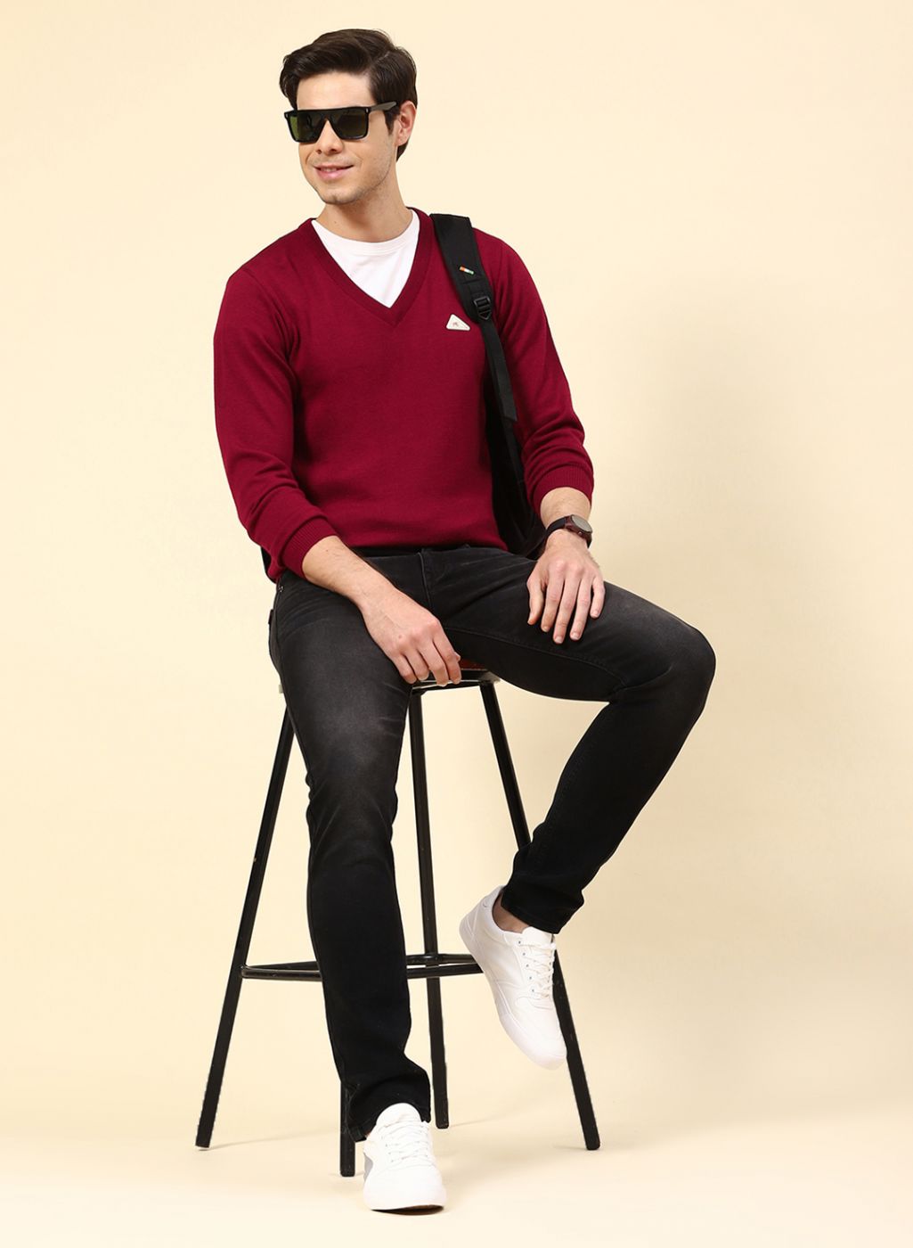Men Maroon Solid Pure wool Pullover