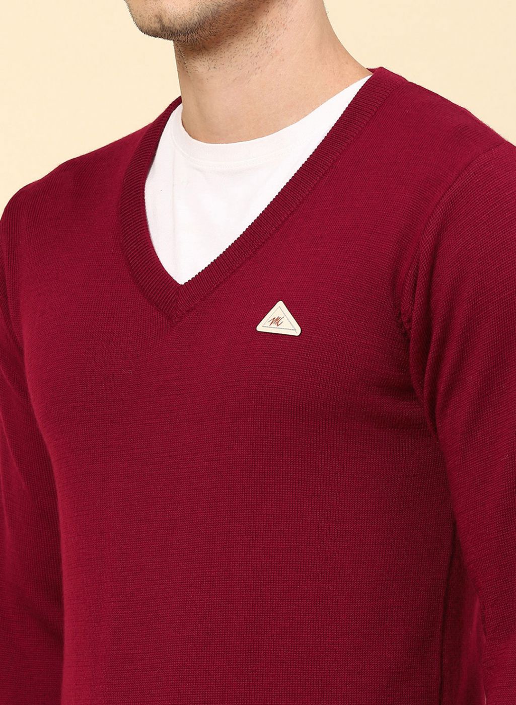 Men Maroon Solid Pure wool Pullover