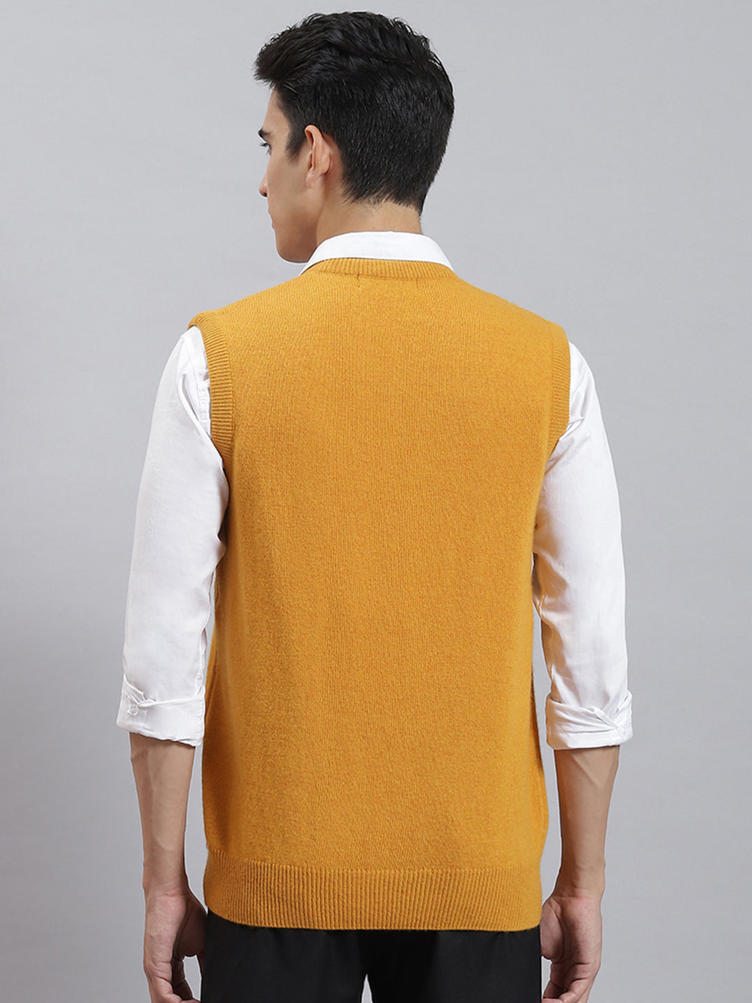 Men Mustard Solid V Neck Sleeveless Sweaters/Pullovers