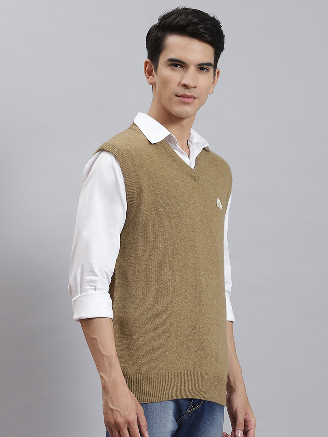 Men Brown Solid V Neck Sleeveless Sweaters/Pullovers