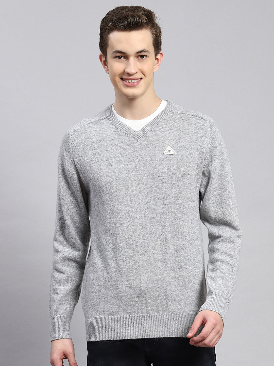 Men Grey Solid Pullover