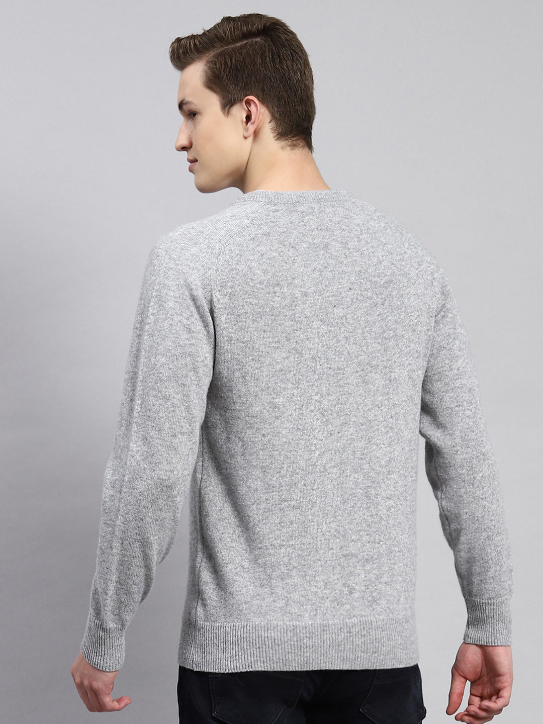 Men Grey Solid Pullover