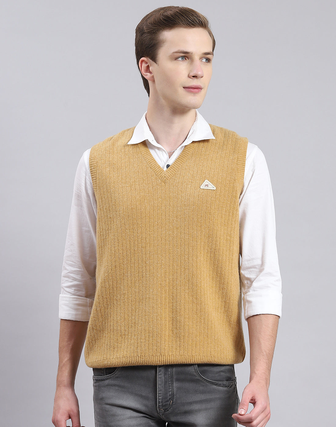 Men Brown Solid V Neck Sleeveless Sweater