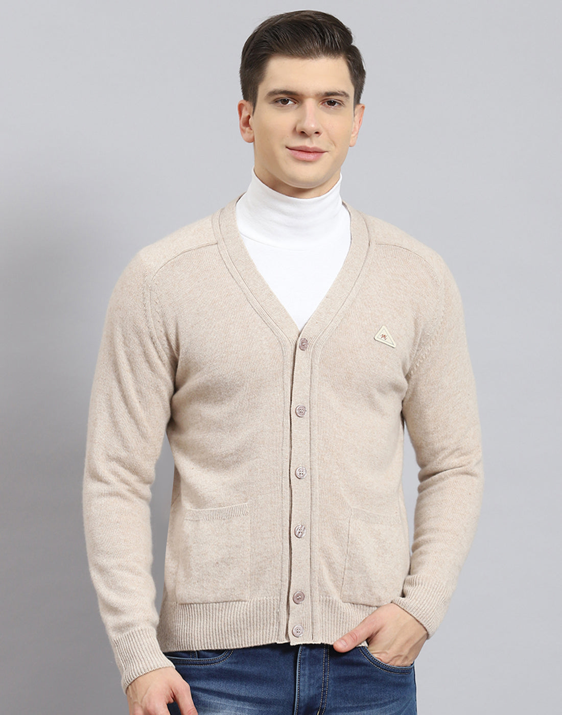 Men Beige Solid V Neck Full Sleeve Sweater
