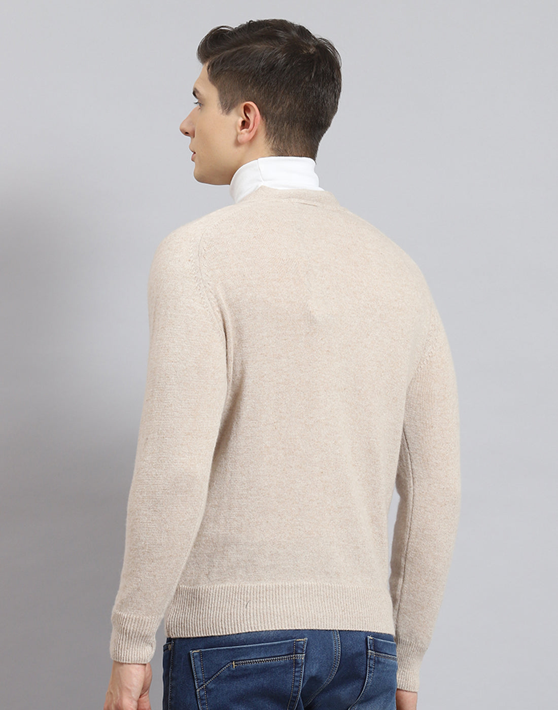 Men Beige Solid V Neck Full Sleeve Sweater