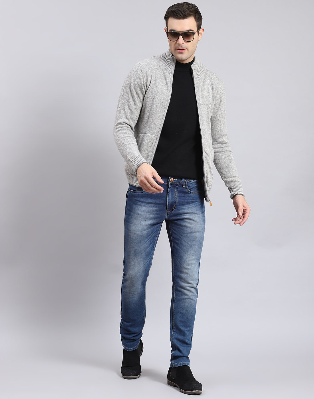 Men Grey Solid Stand Collar Full Sleeve Sweater