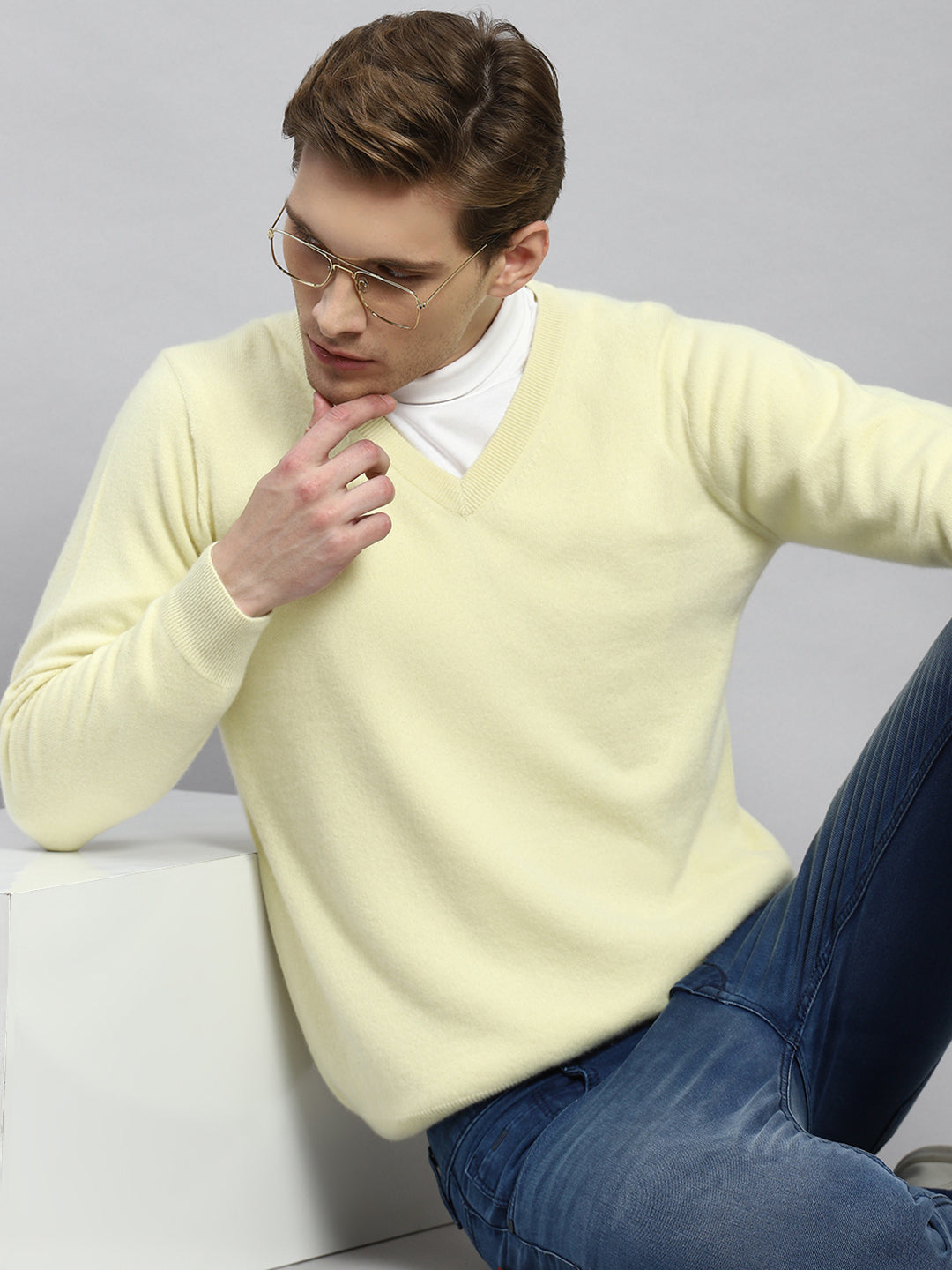 Men Cream Solid Pullover