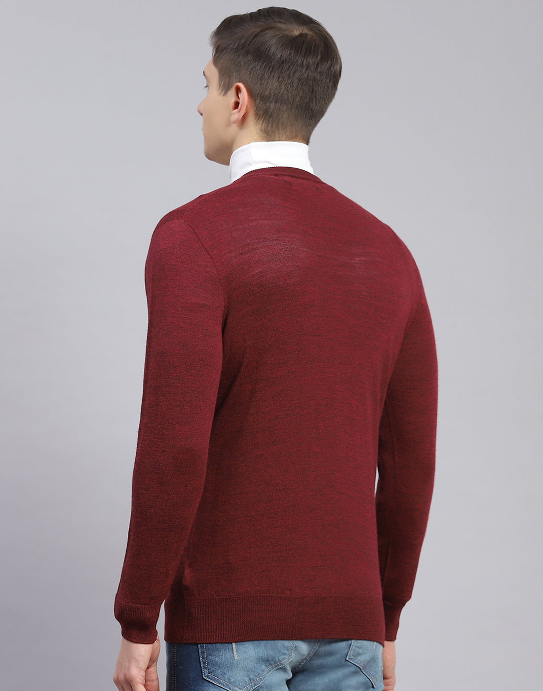 Men Maroon Solid V Neck Full Sleeve Sweater