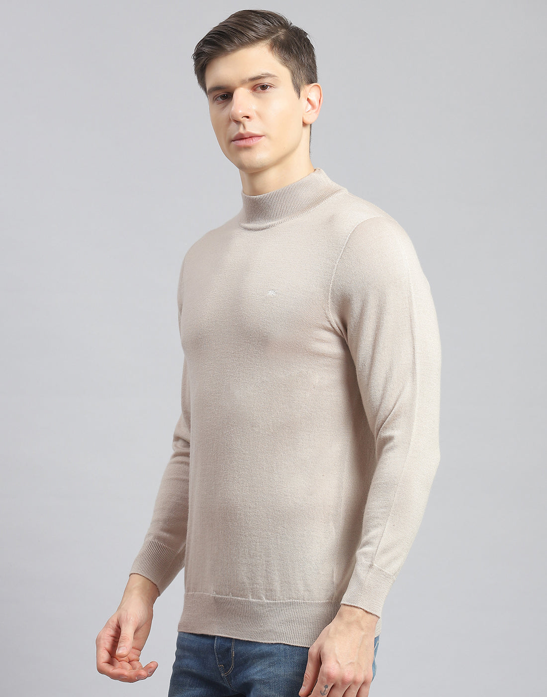 Men Beige Solid T Neck Full Sleeve Pullover
