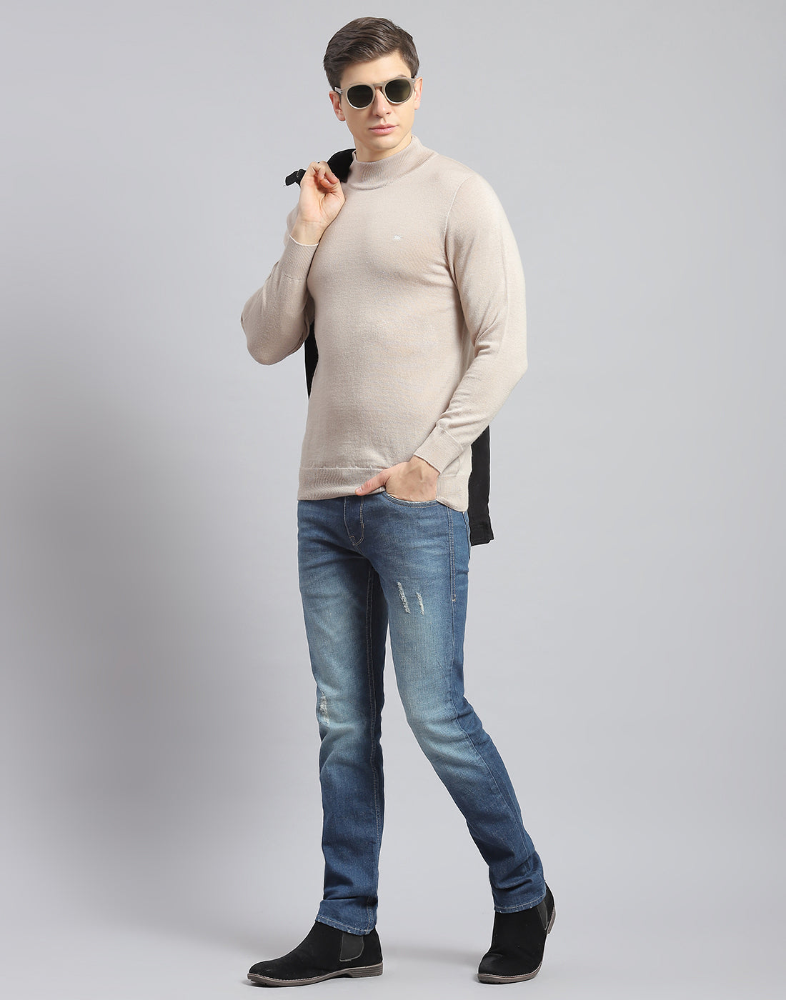 Men Beige Solid T Neck Full Sleeve Pullover