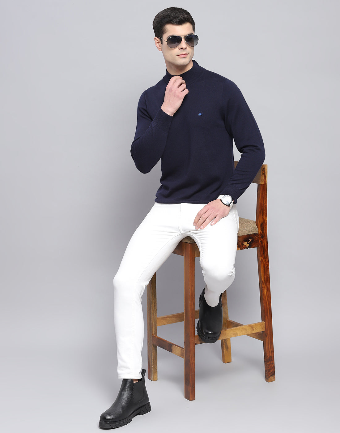 Men Navy Blue Solid T Neck Full Sleeve Pullover