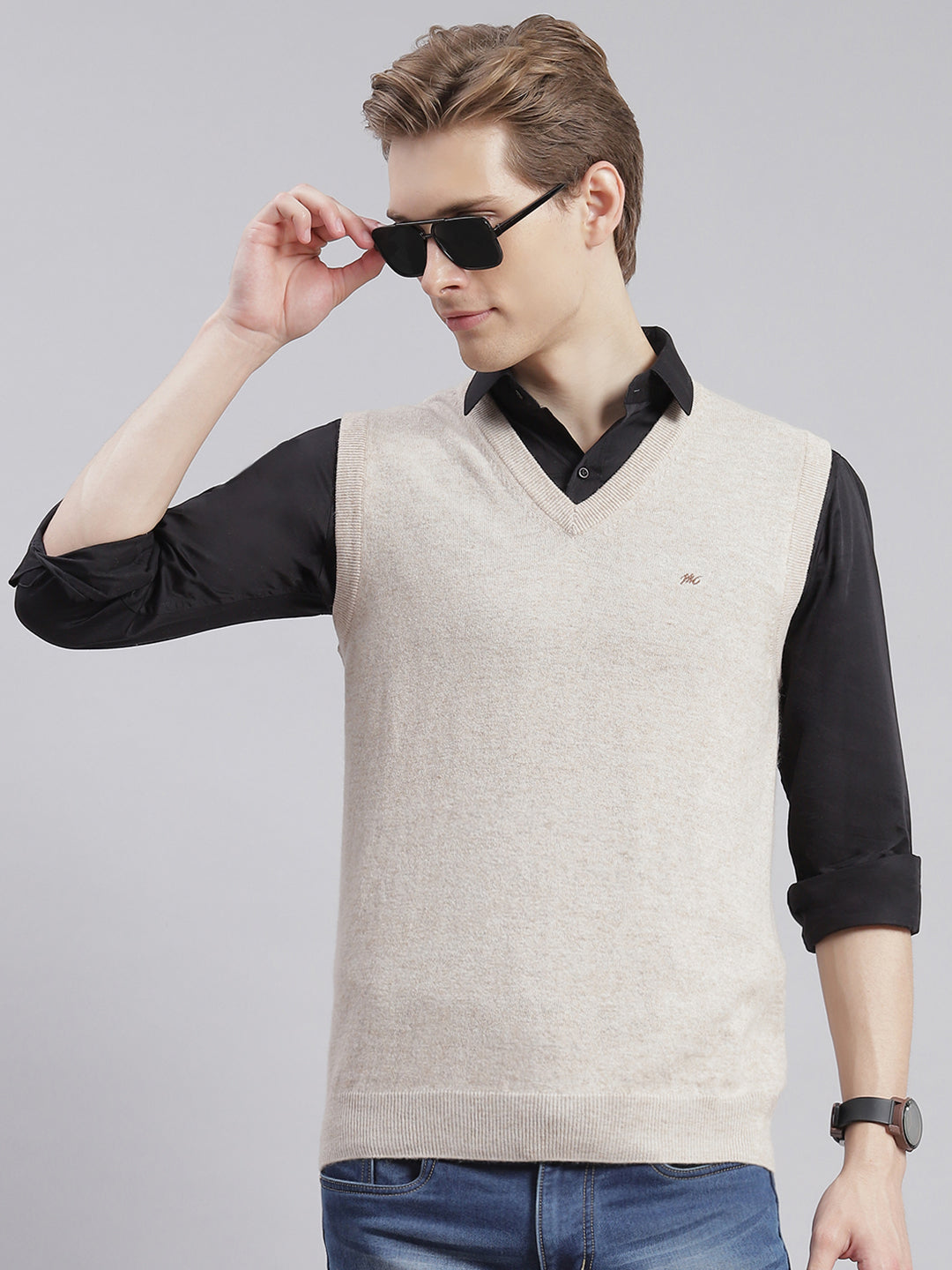 Men Beige Solid V Neck Sleeveless Sweaters/Pullovers