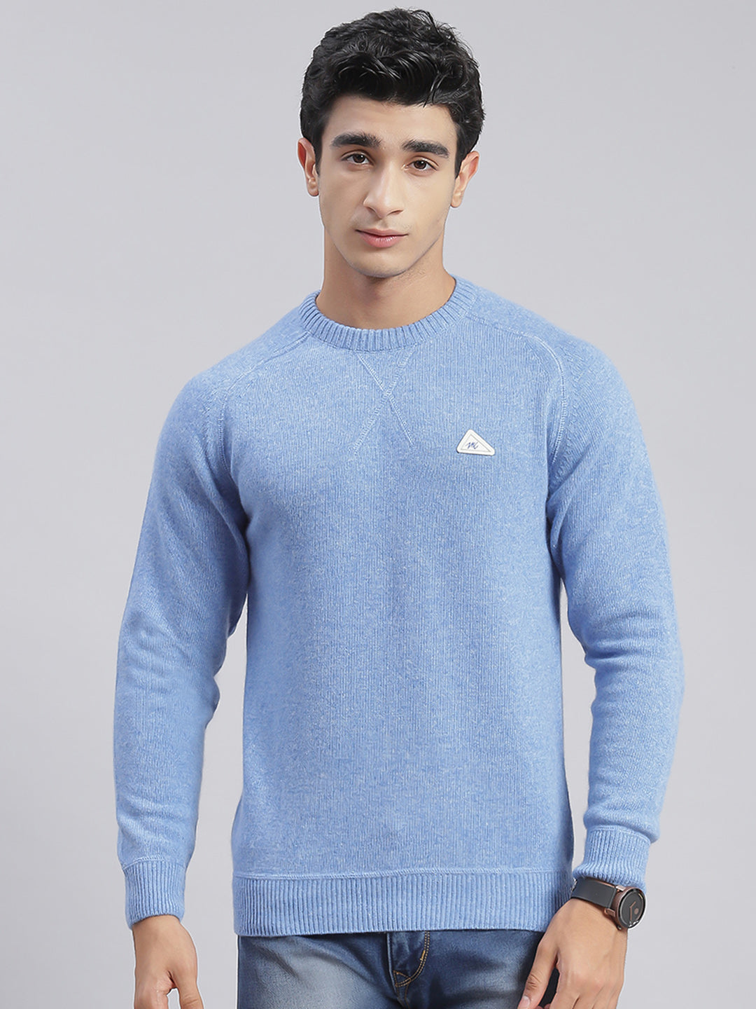 Men Blue Solid Round Neck Sweater