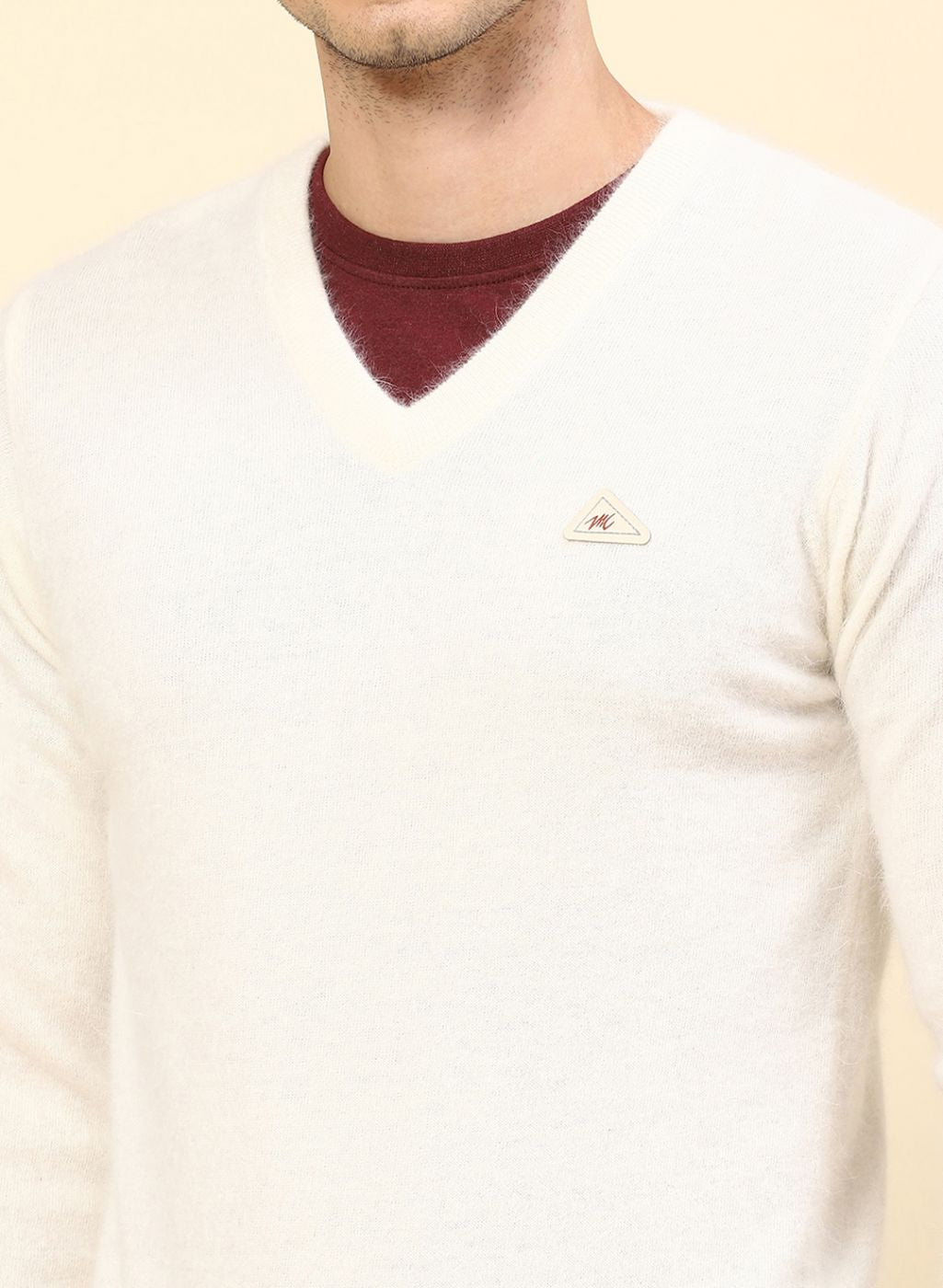 Men Off White Solid Angoora Pullover