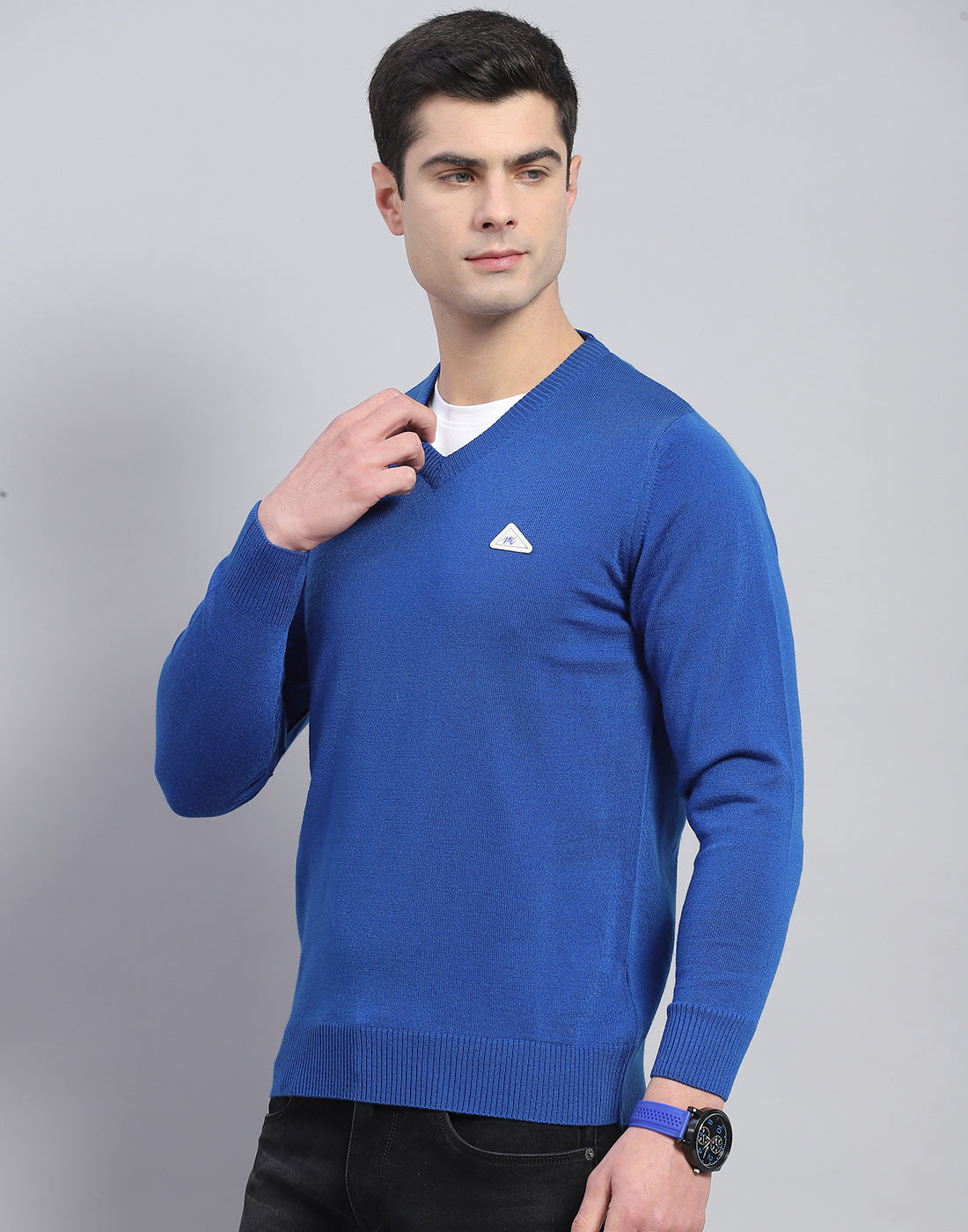 Men Blue Solid V Neck Full Sleeve Pullover