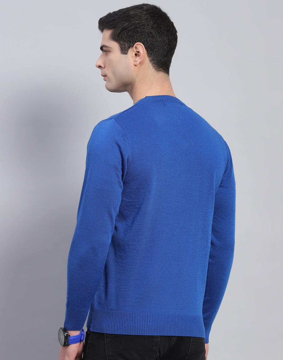 Men Blue Solid V Neck Full Sleeve Pullover