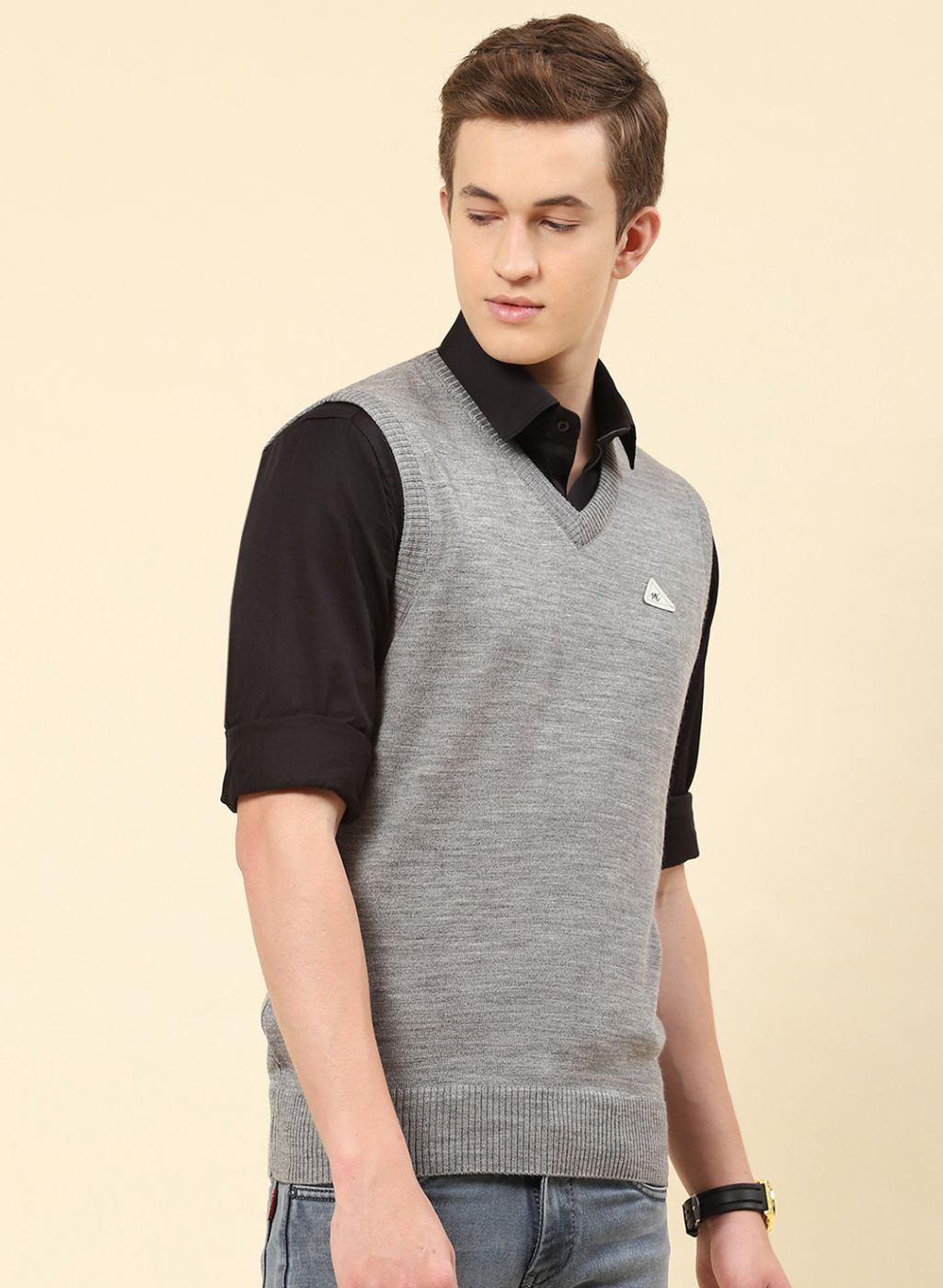 Men Grey Solid Blend wool Sweater