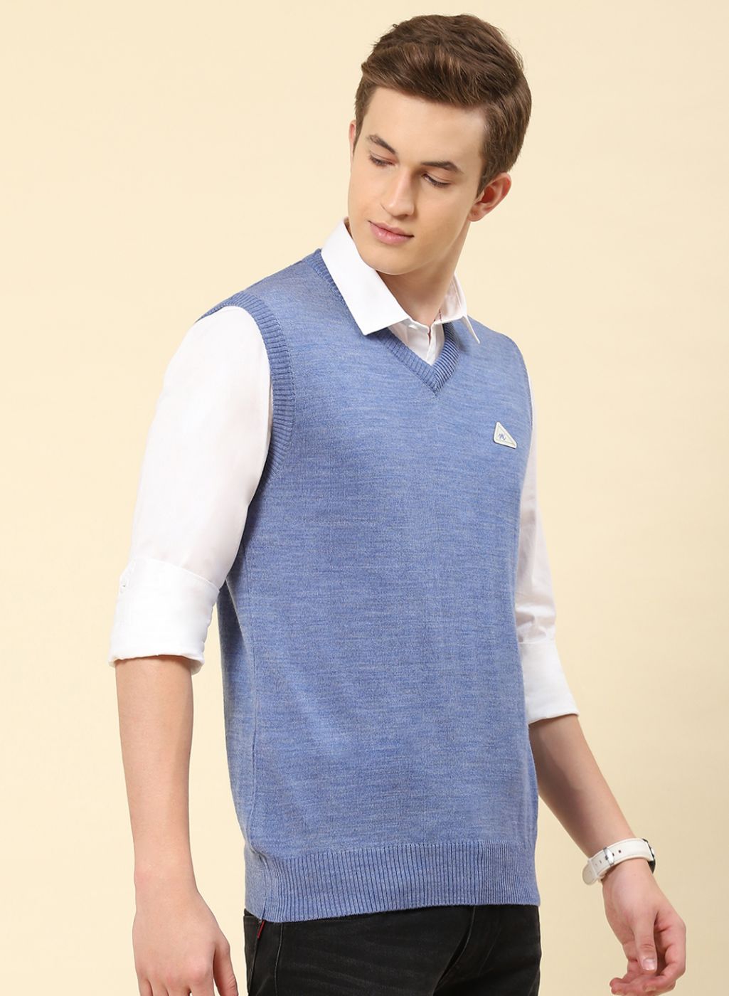 Men Blue Solid Blend wool Sweater