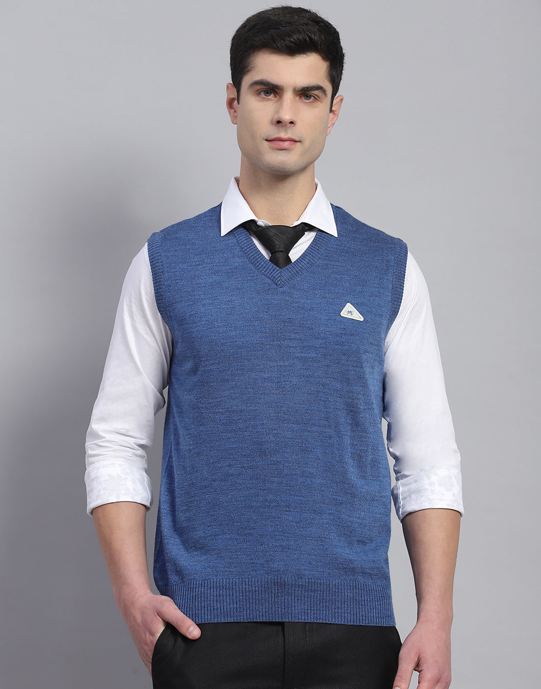 Men Blue Solid V Neck Sleeveless Sweater