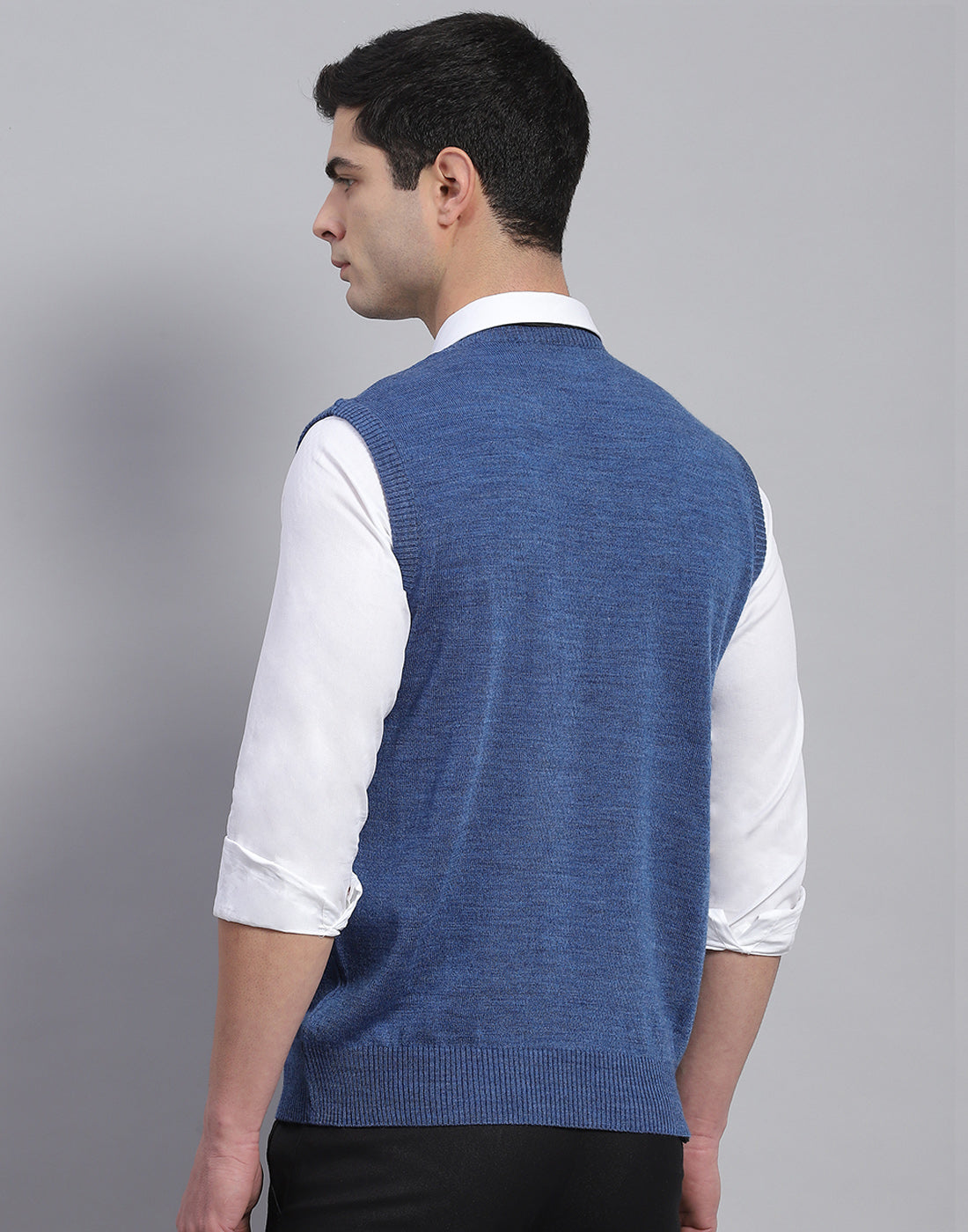 Men Blue Solid V Neck Sleeveless Sweater
