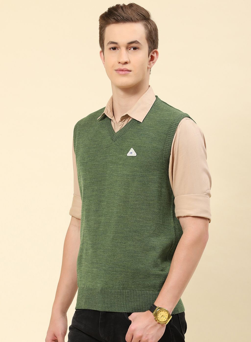 Men Green Solid Blend wool Sweater