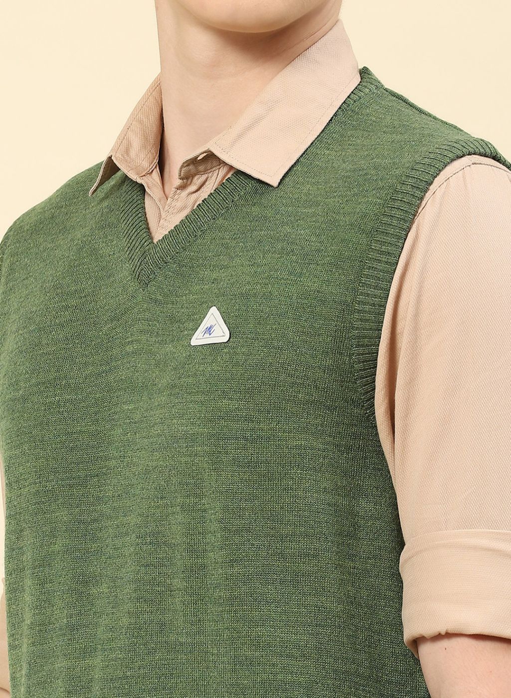 Men Green Solid Blend wool Sweater