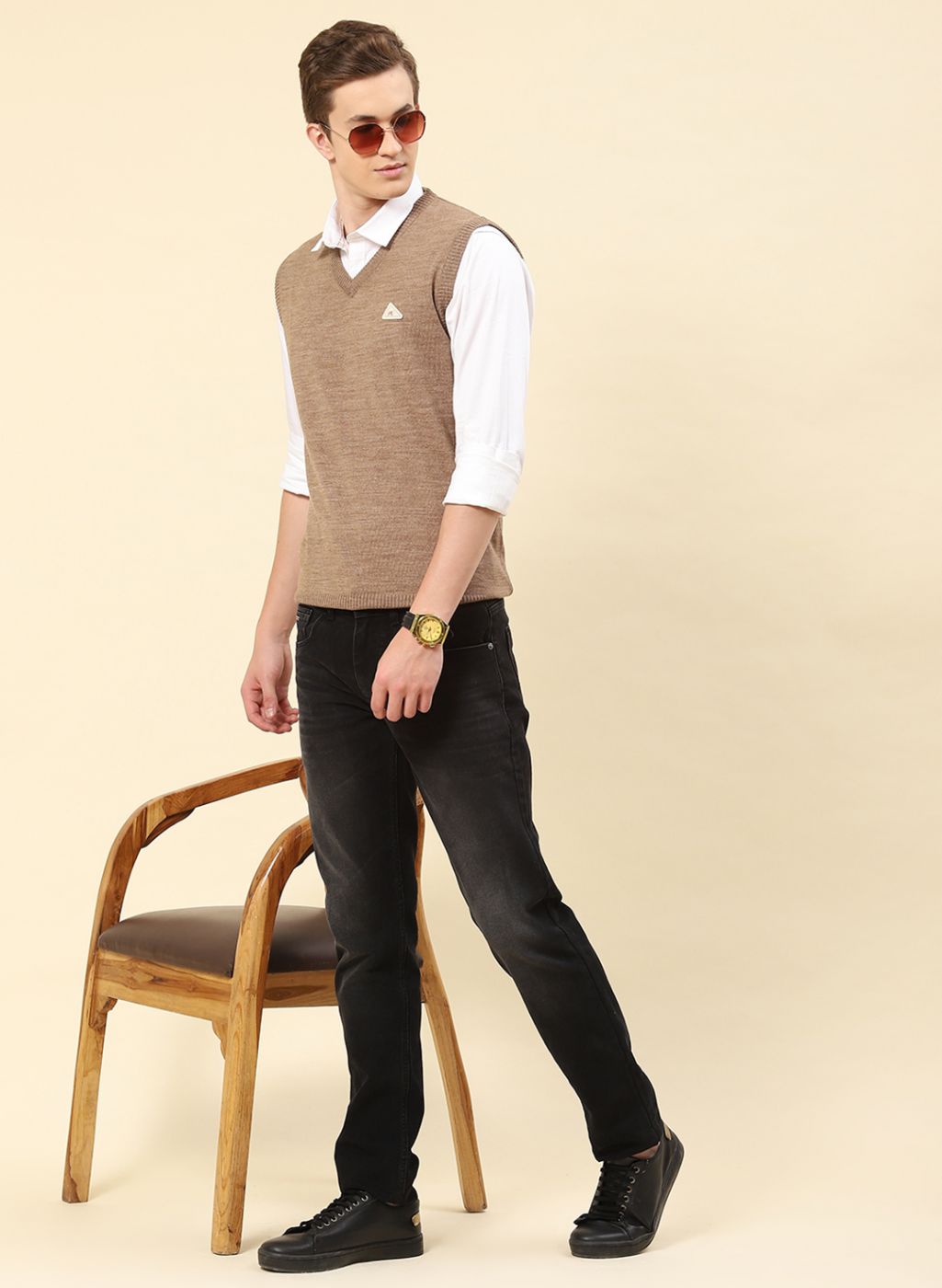 Men Brown Solid Blend wool Sweater