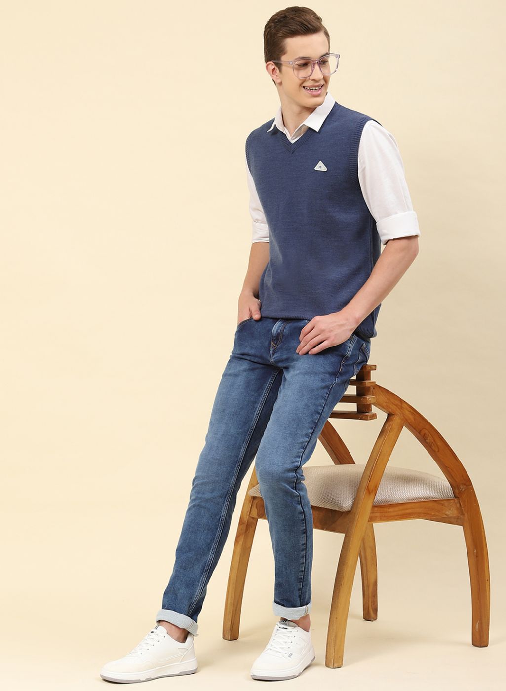 Men Blue Solid Blend wool Sweater