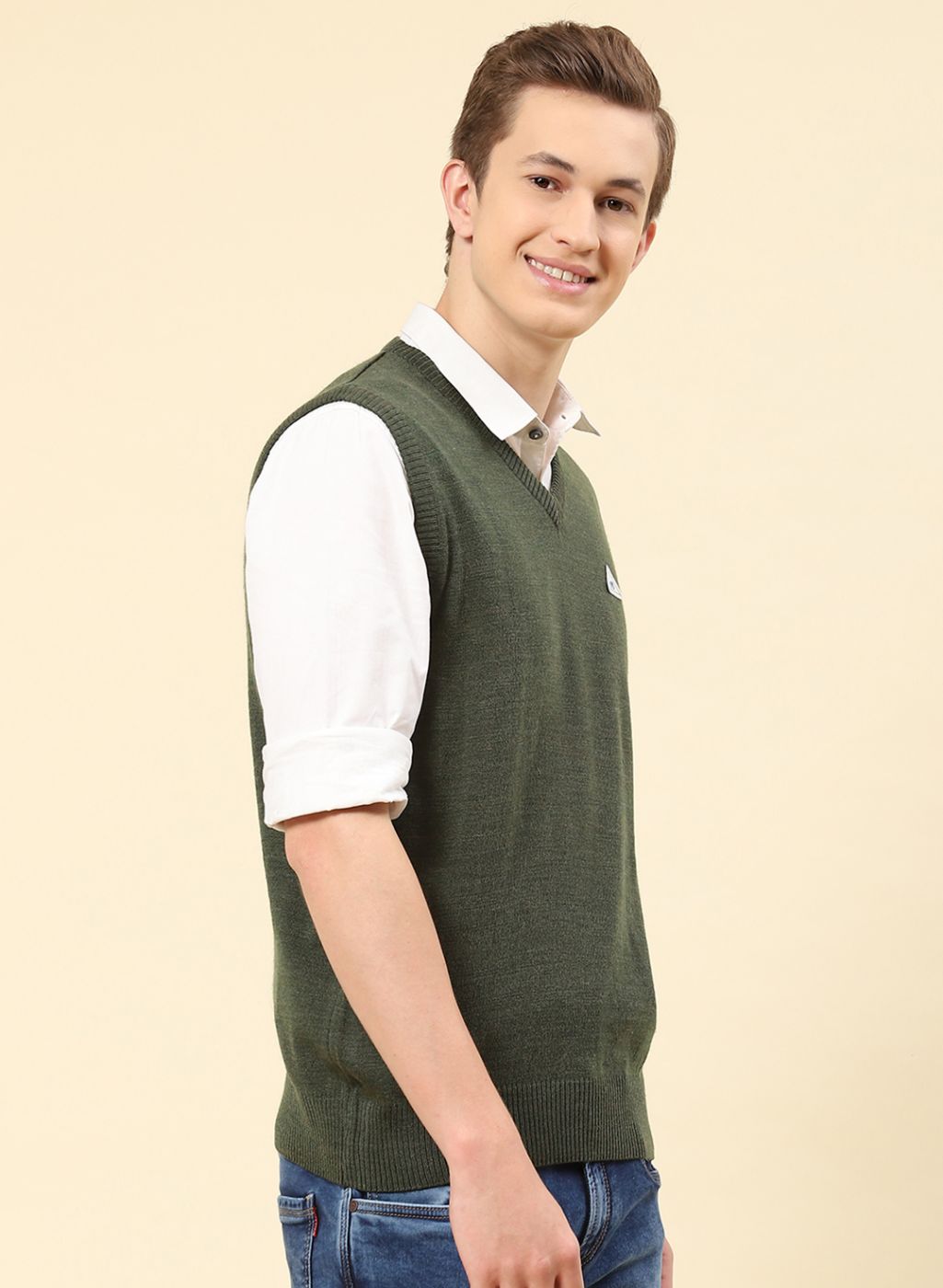 Men Green Solid Blend wool Sweater