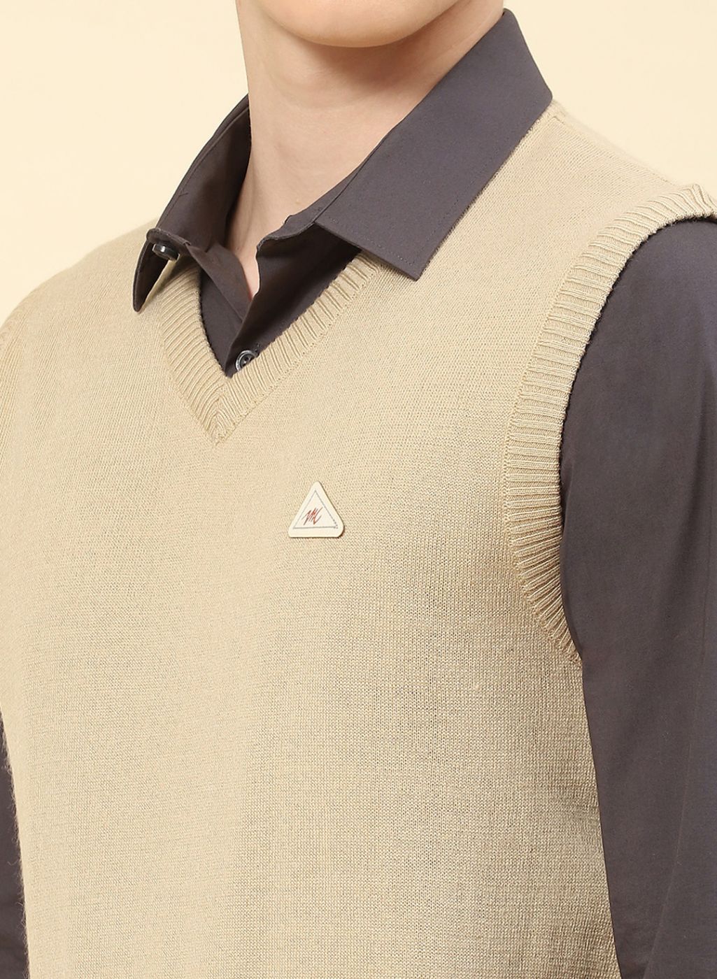 Men Brown Solid Blend wool Sweater