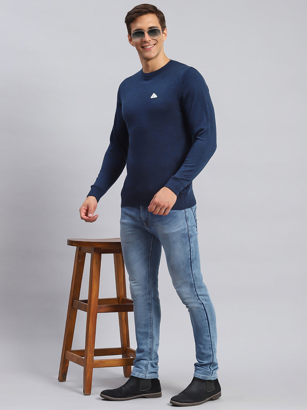 Men Navy Blue Solid Wool blend Pullover