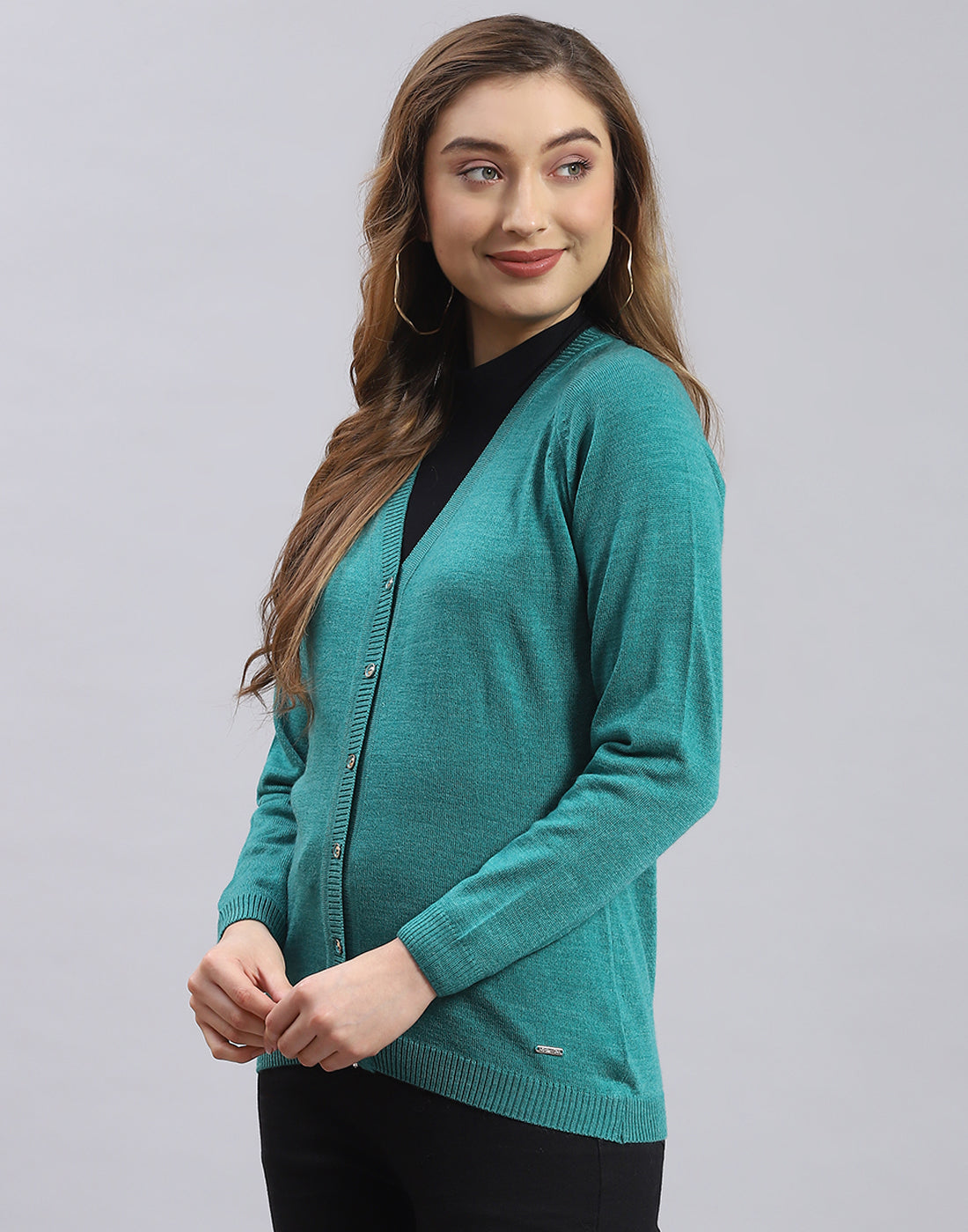 Women Turquoise Blue Solid V Neck Full Sleeve Sweater