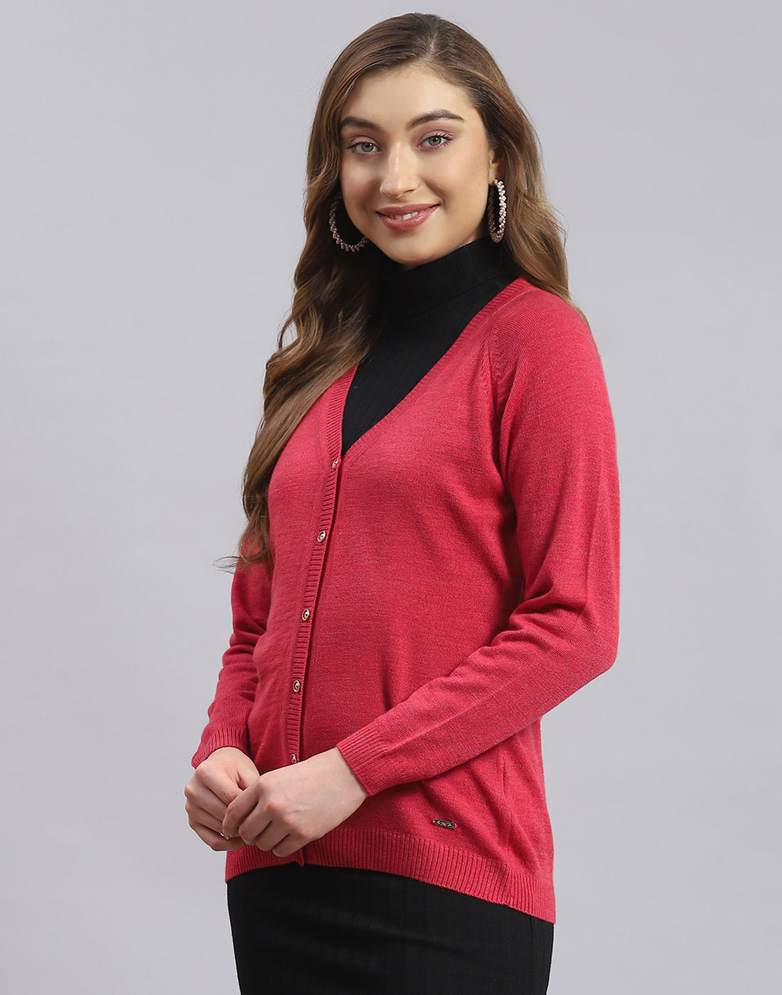 Women Red Solid V Neck Full Sleeve Sweater
