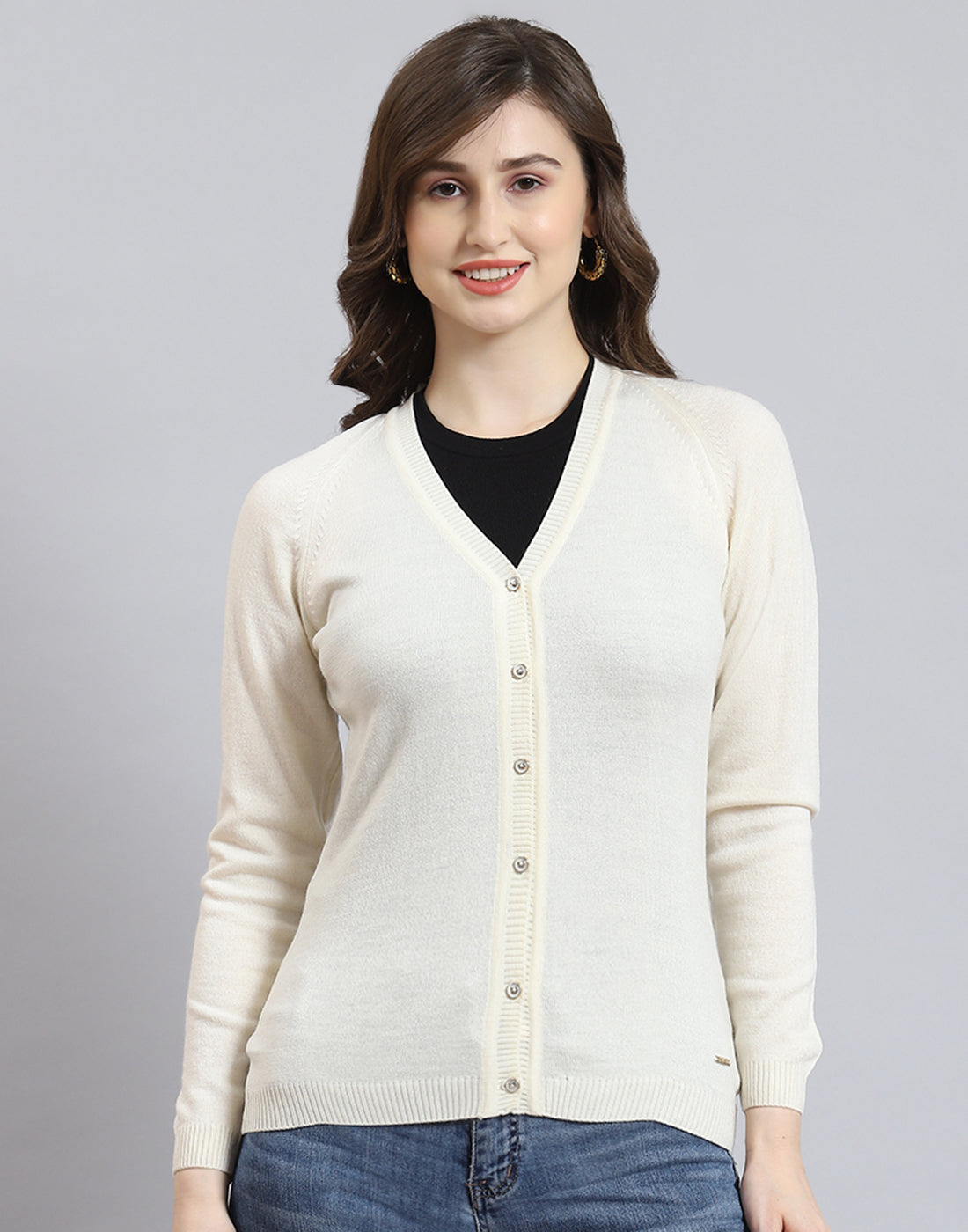 Women Cream Solid V Neck Full Sleeve Cardigan