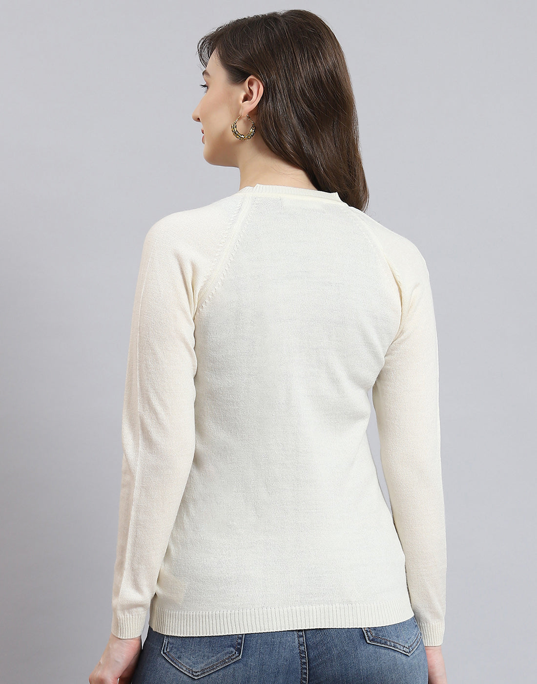 Women Cream Solid V Neck Full Sleeve Cardigan