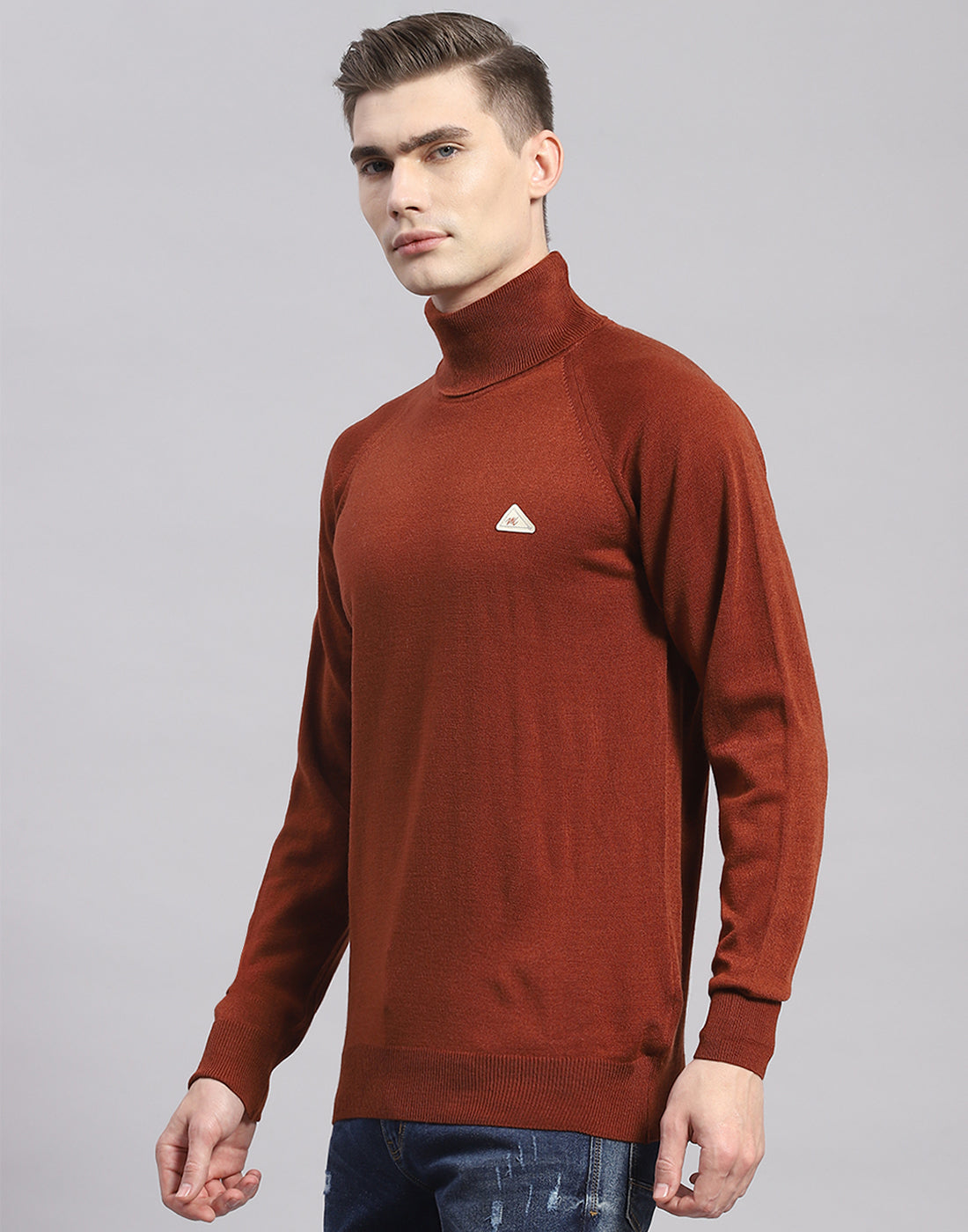 Men Brown Solid H Neck Full Sleeve Pullover