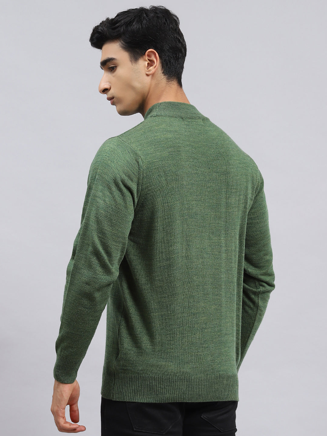Men Green Solid Pullover