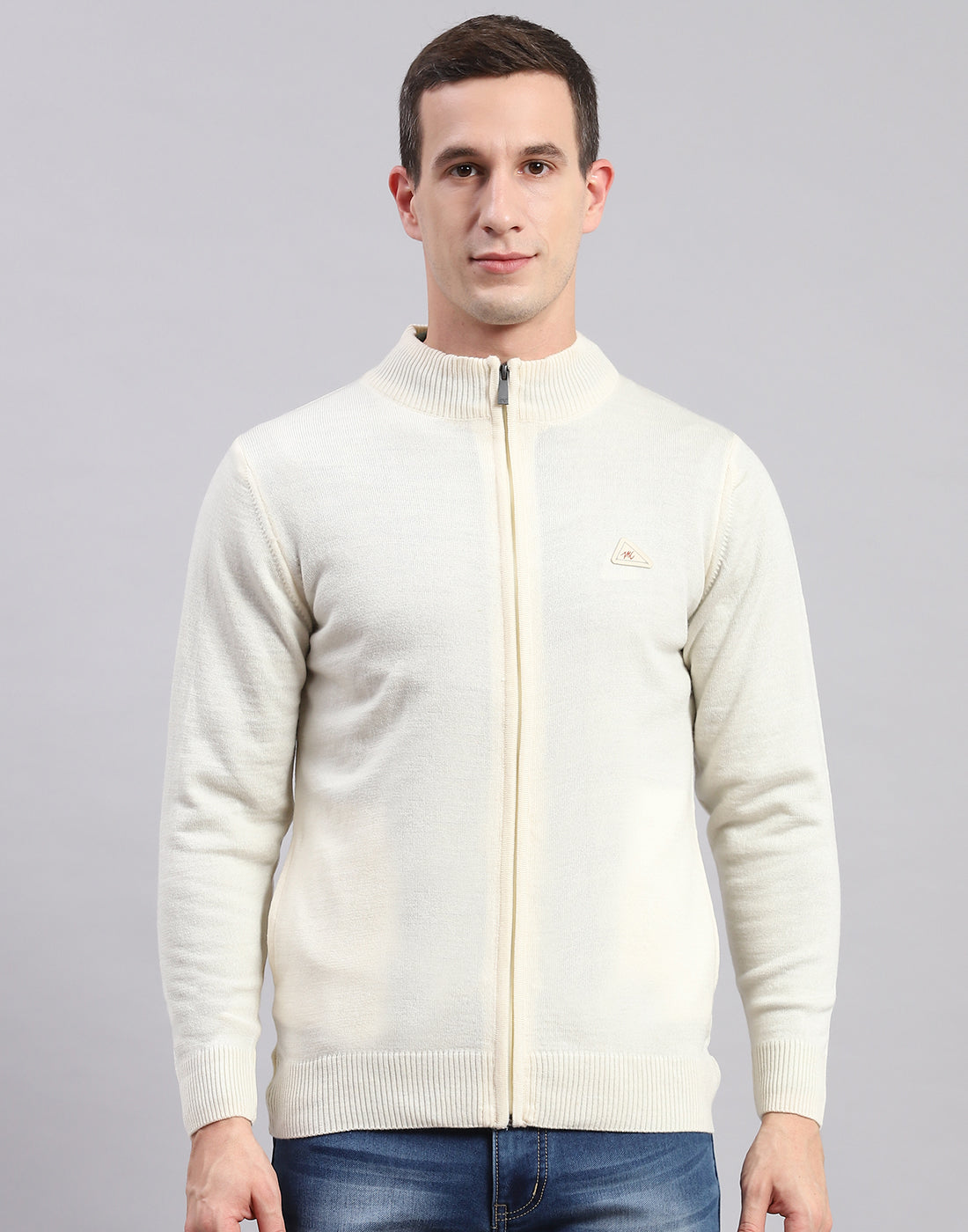 Men Cream Solid Stand Collar Full Sleeve Sweaters/Pullovers