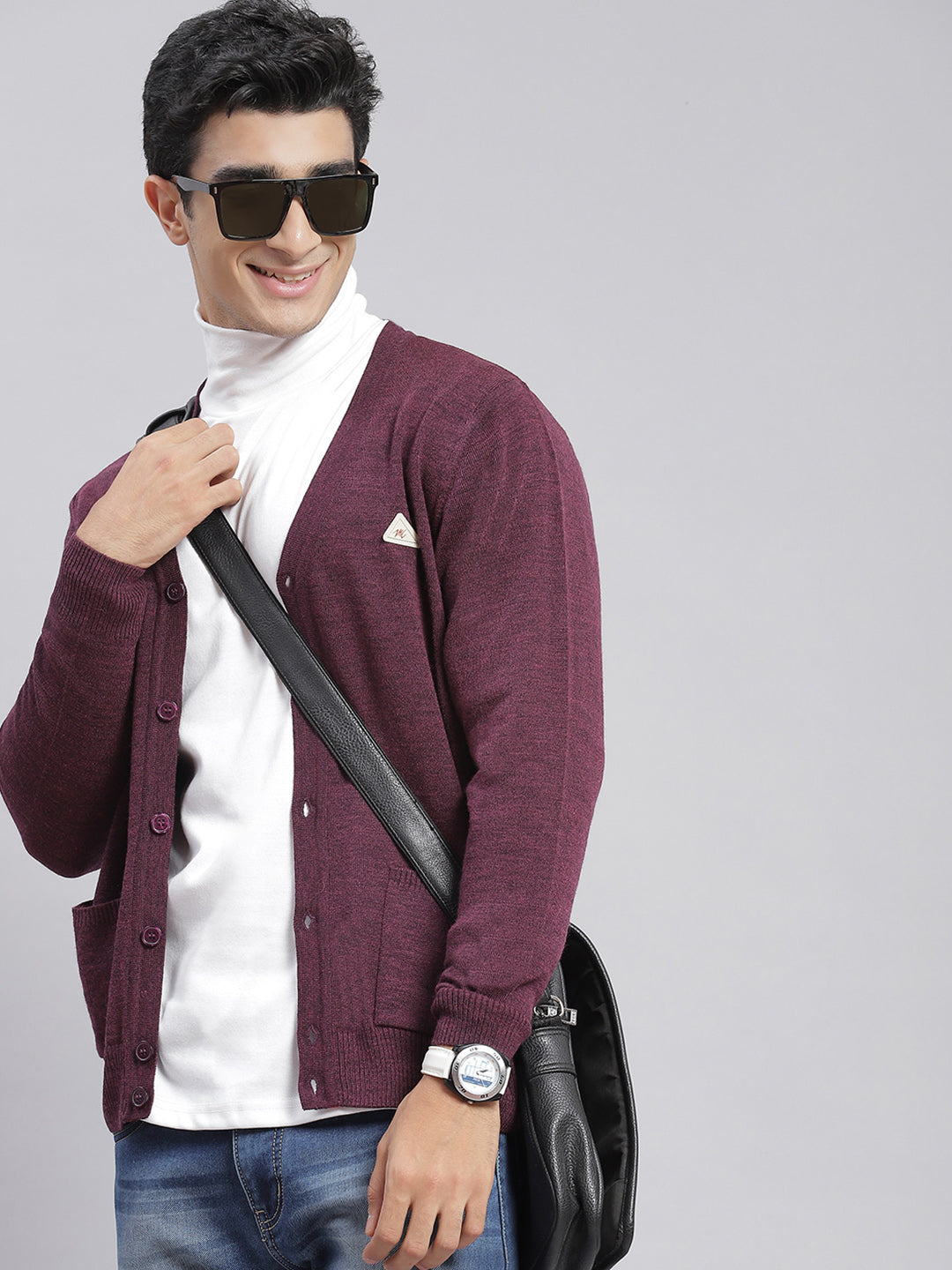 Men Purple Solid V Neck Full Sleeve Cardigans