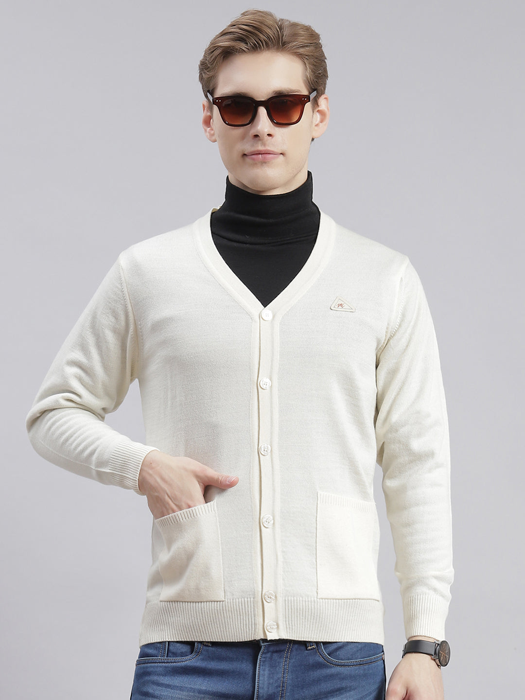 Men Cream Solid V Neck Full Sleeve Cardigans