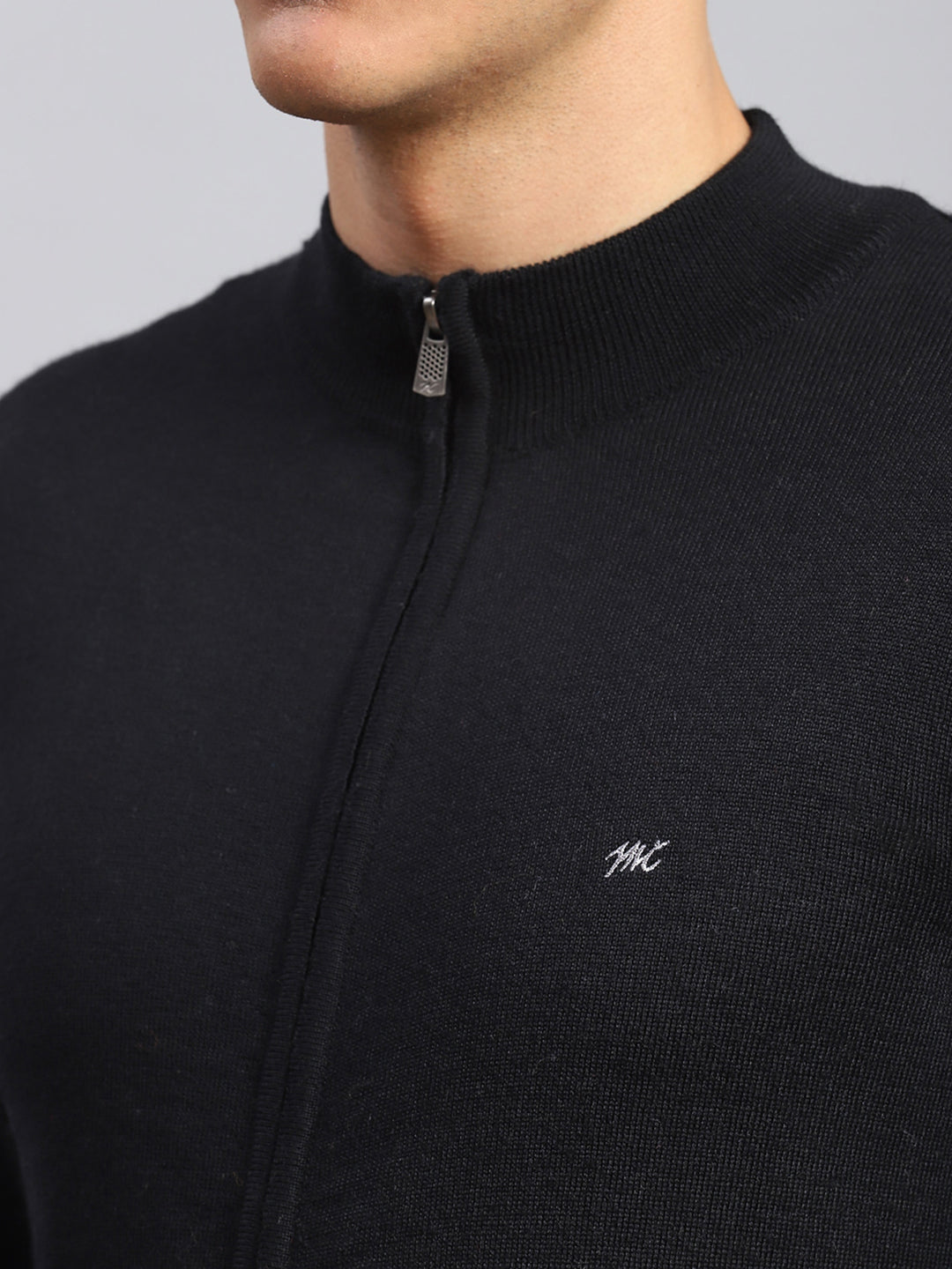 Men Black Solid Pure wool Pullover