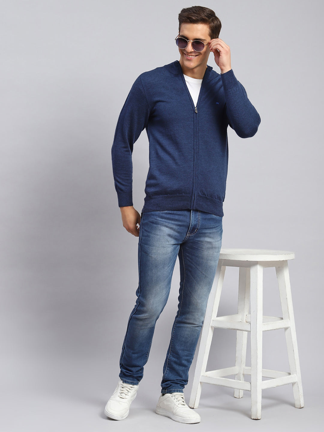 Men Navy Blue Solid Pure wool Pullover