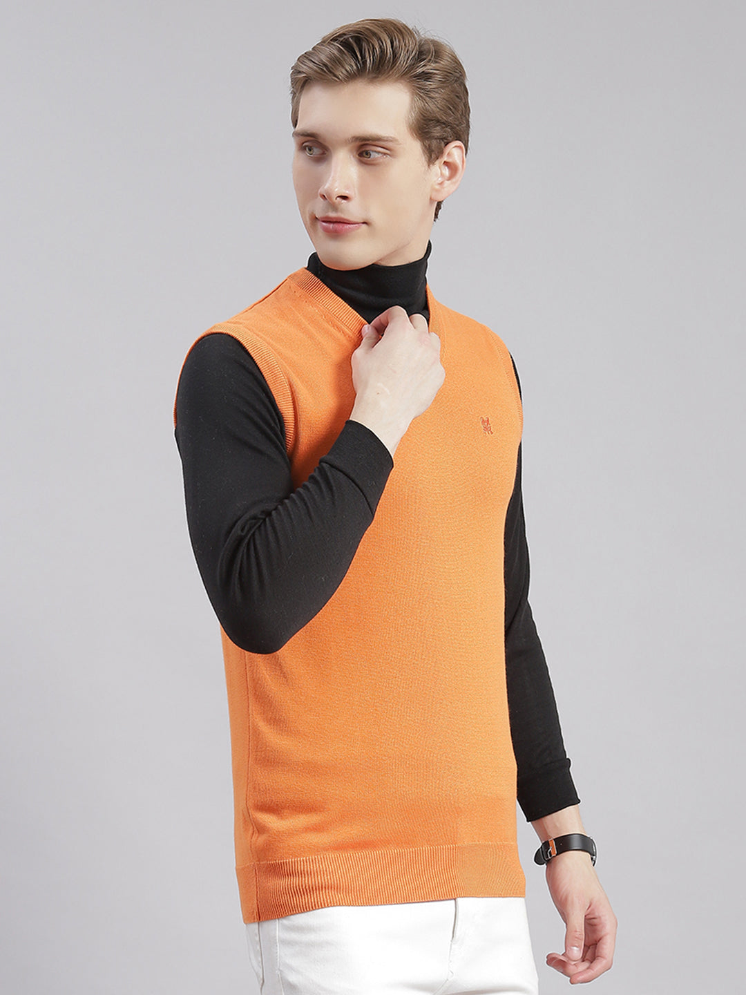 Men Orange Solid V Neck Sleeveless Sweaters/Pullovers