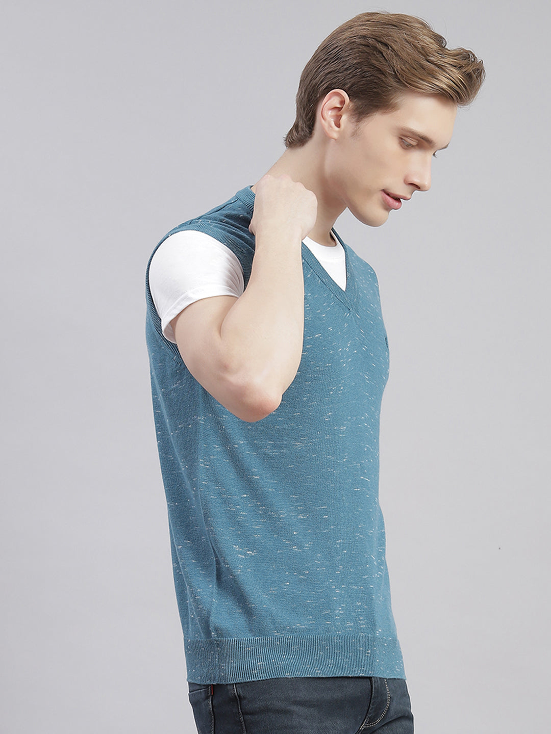 Men Teal Blue Solid V Neck Sleeveless Sweaters/Pullovers